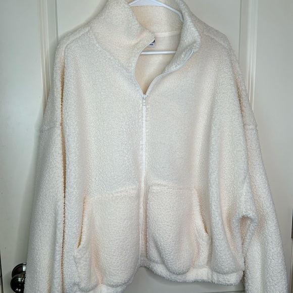 Old Navy Women’s Sherpa Teddy Jacket Fuzzy Fleece Coat Zip Up Ivory XL - Picture 4 of 16